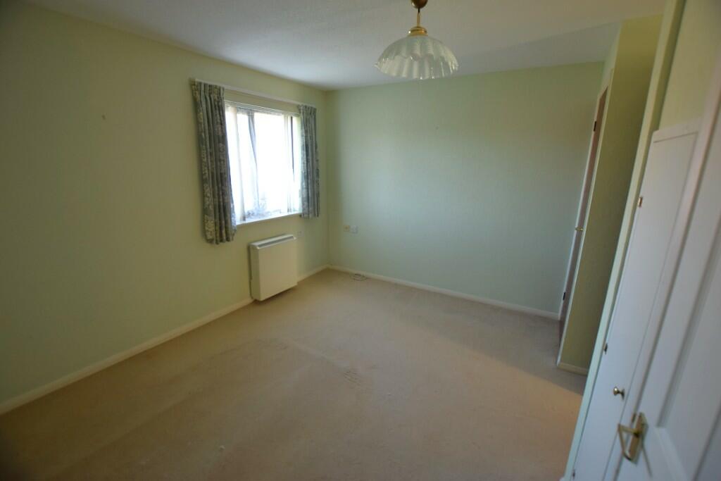 Bedroom One (2)