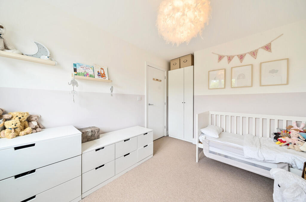 1296261-8-6839ee6...