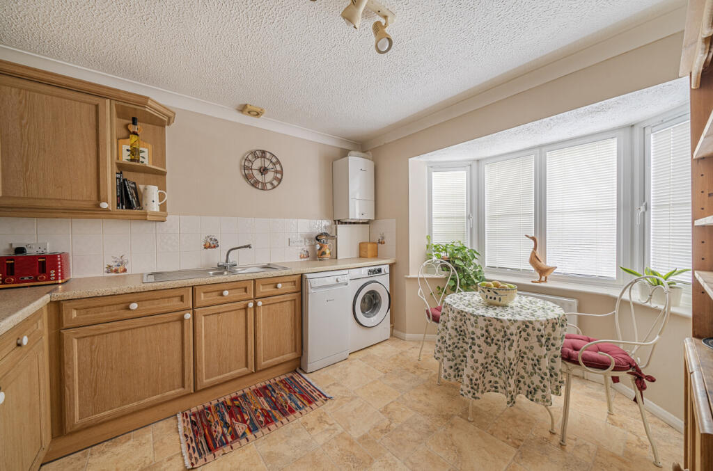 1347021-22-68c066...