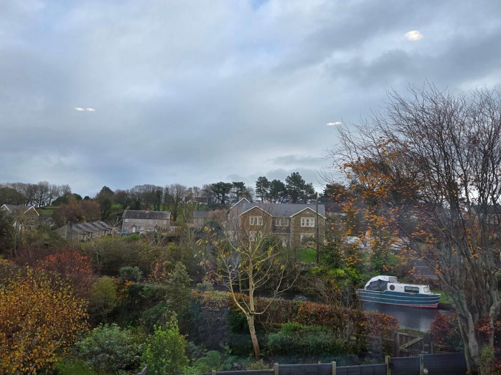 Upstairs Canal Views