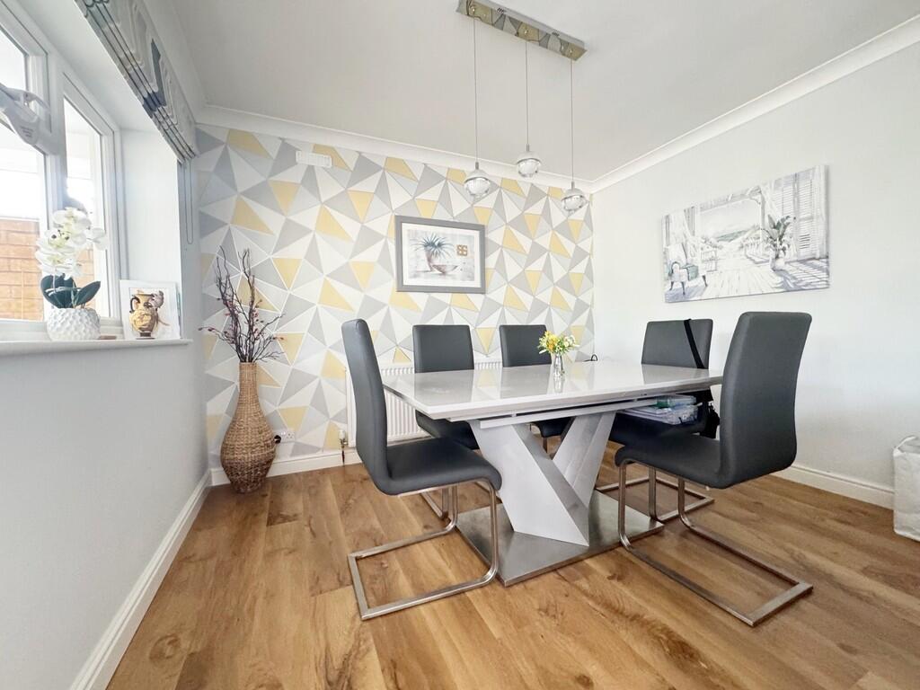 Dining Area 2