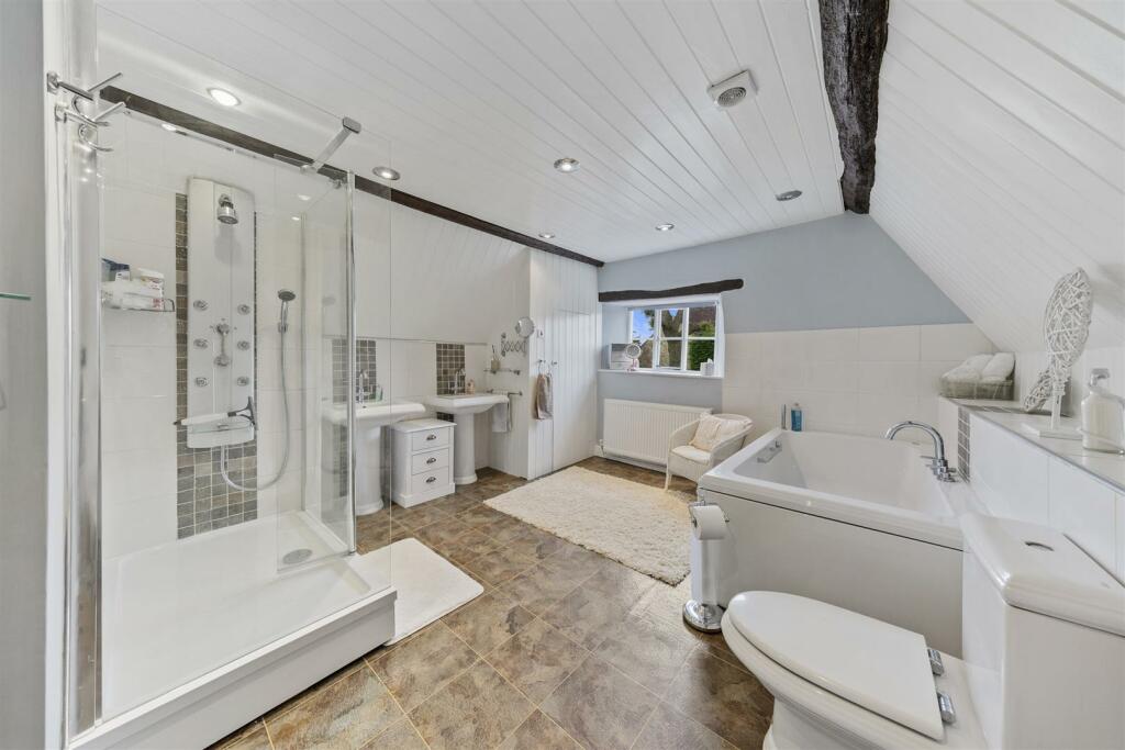 En-suite.jpg