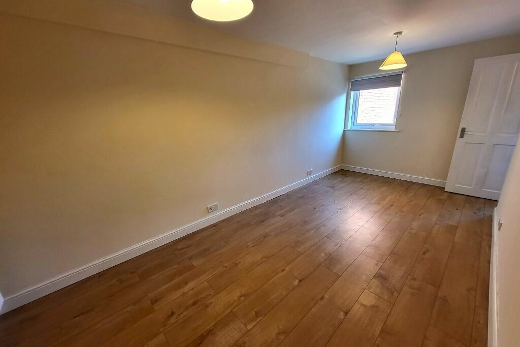 17' Ground Floor Rm