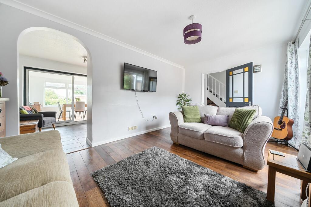 Living Room (2)