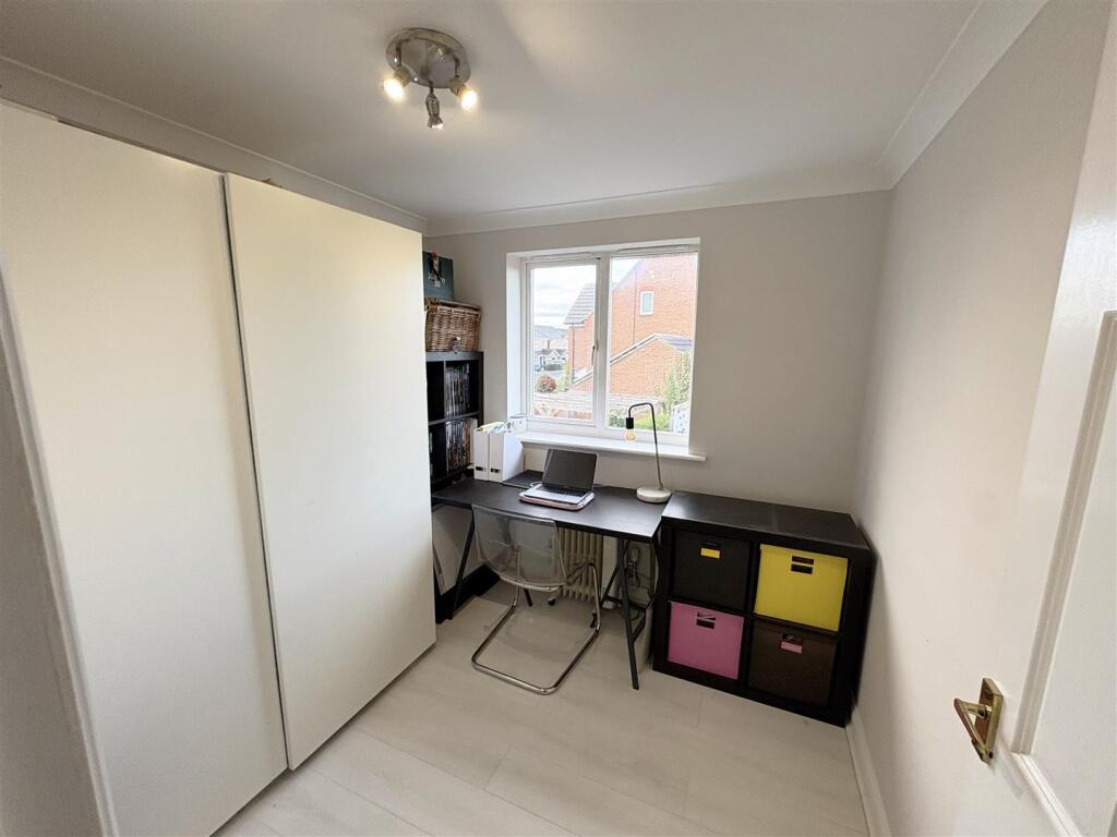Bedroom 4.jpg