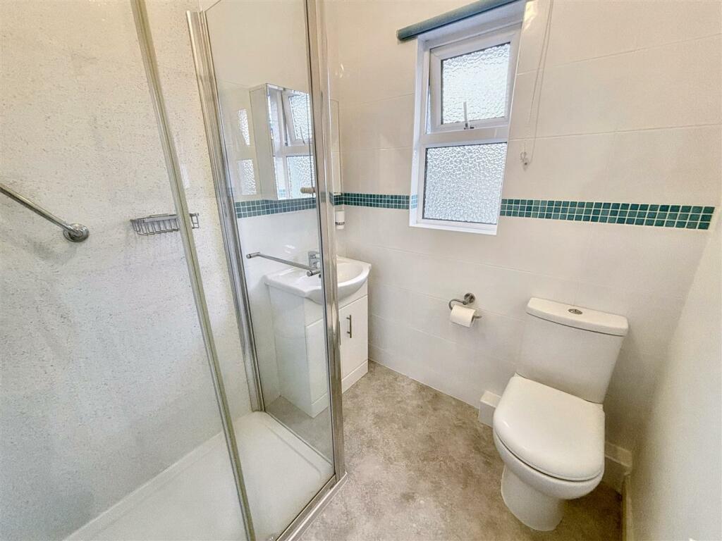 Shower room.jpeg