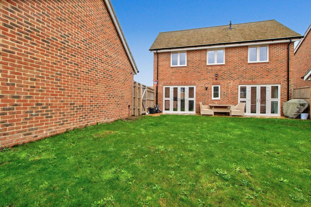 Showing Garage on Left