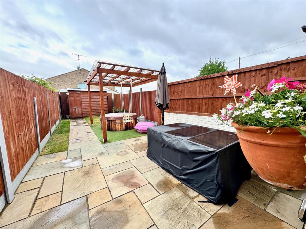 Garden 4.jpg