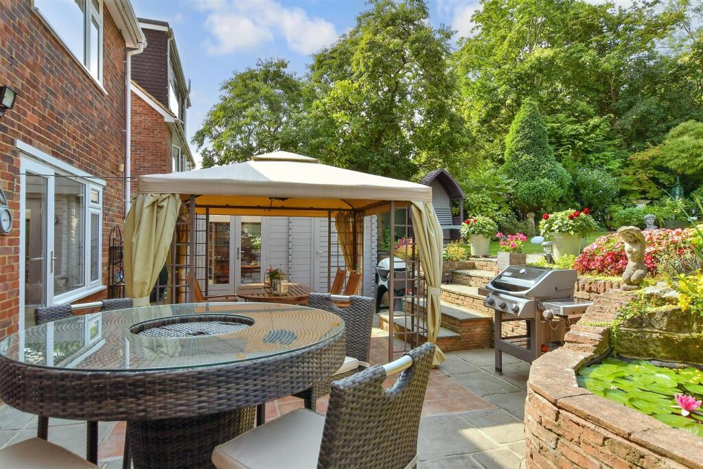 External Lifestyle Photograph