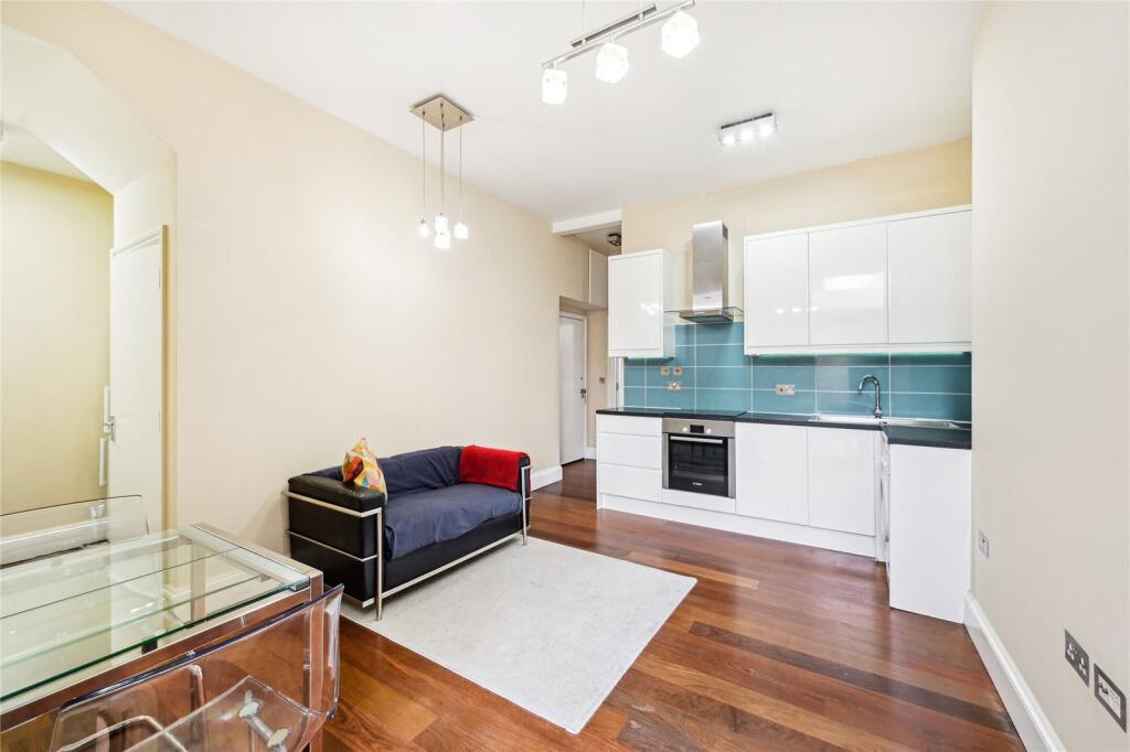Reception/Kitchen