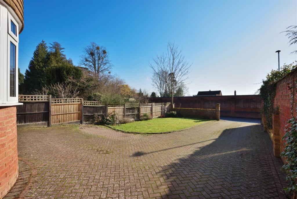 58 Broomy Hill Hereford (13).jpg