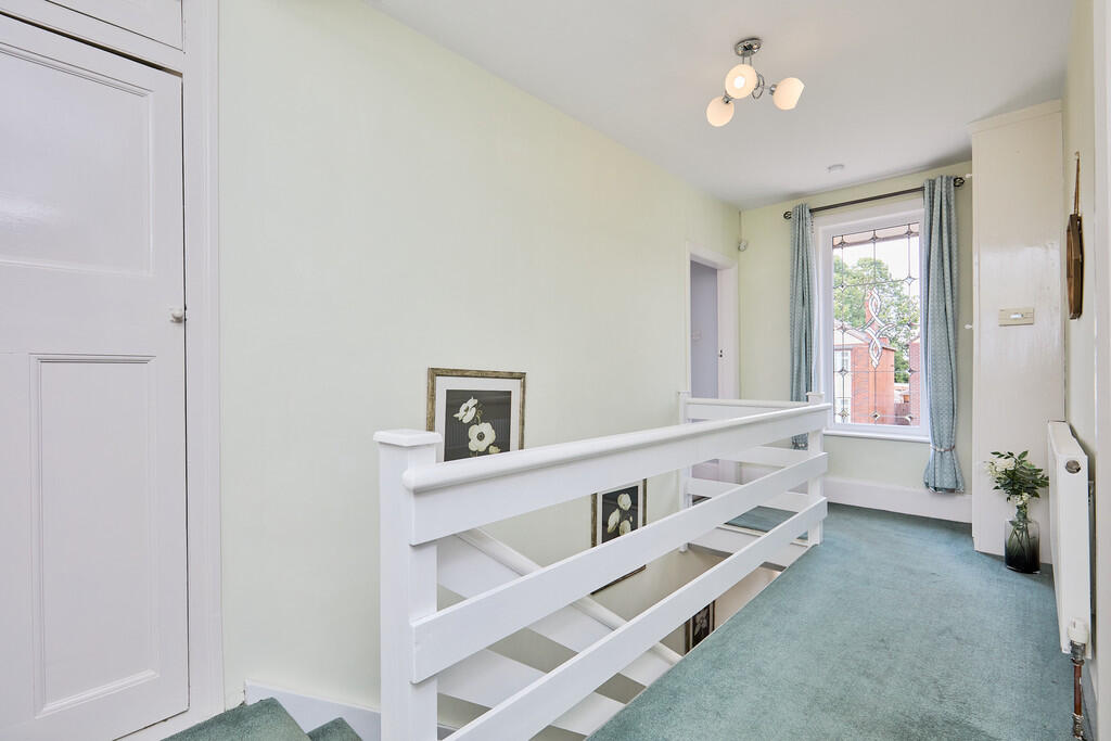 Edward Knight 202...