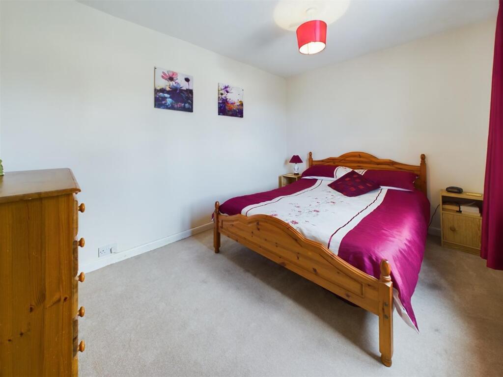 CAM03789G0-PR0010-ST