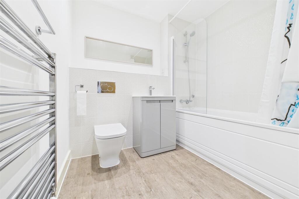 Ninety4 on the Estuary - 81 Argentia Place, Portis