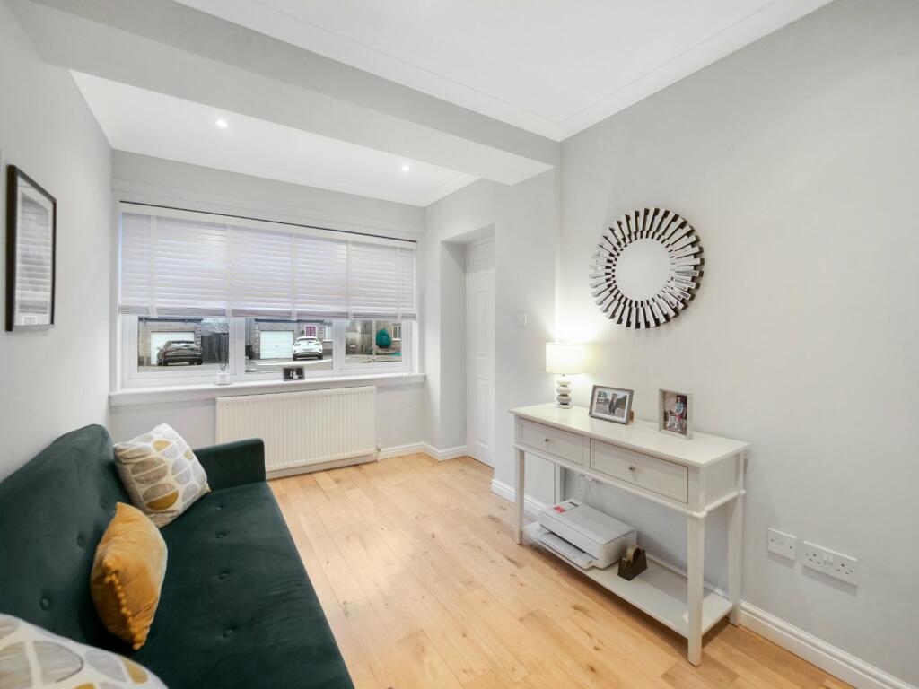 Family/4th Bedroom