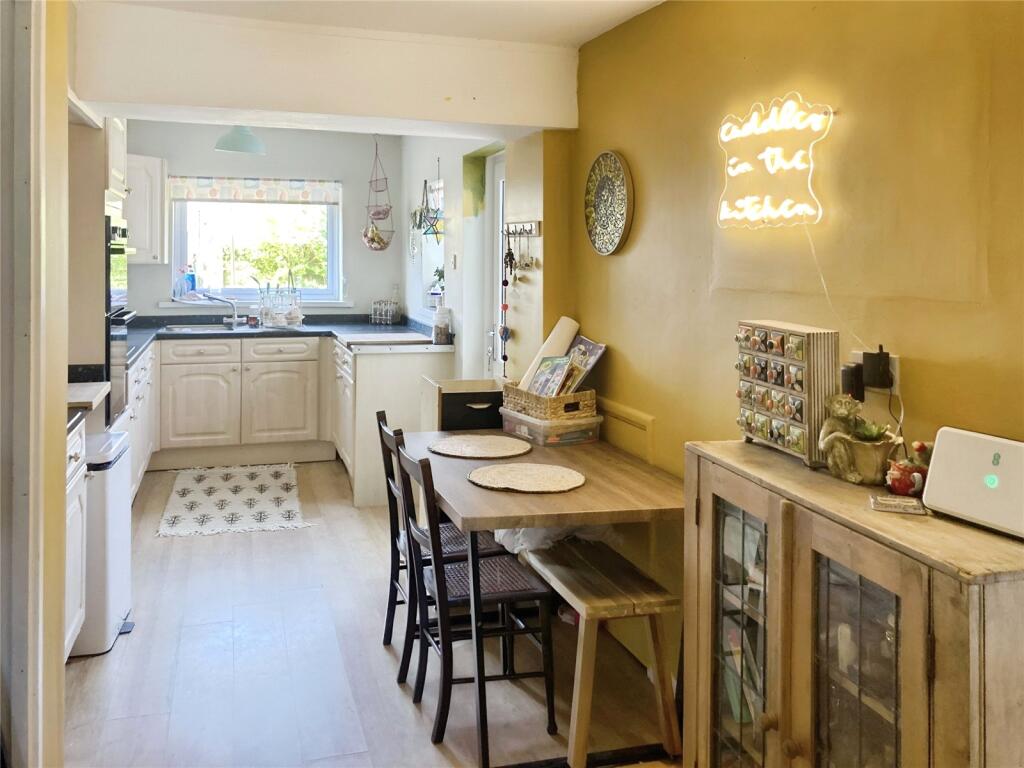 Kitchen/Dining Room