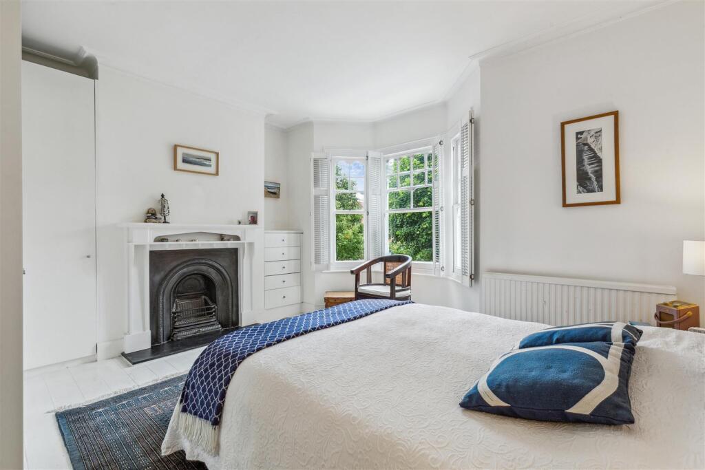 Speldhurst Road, W4 - FOR SALE