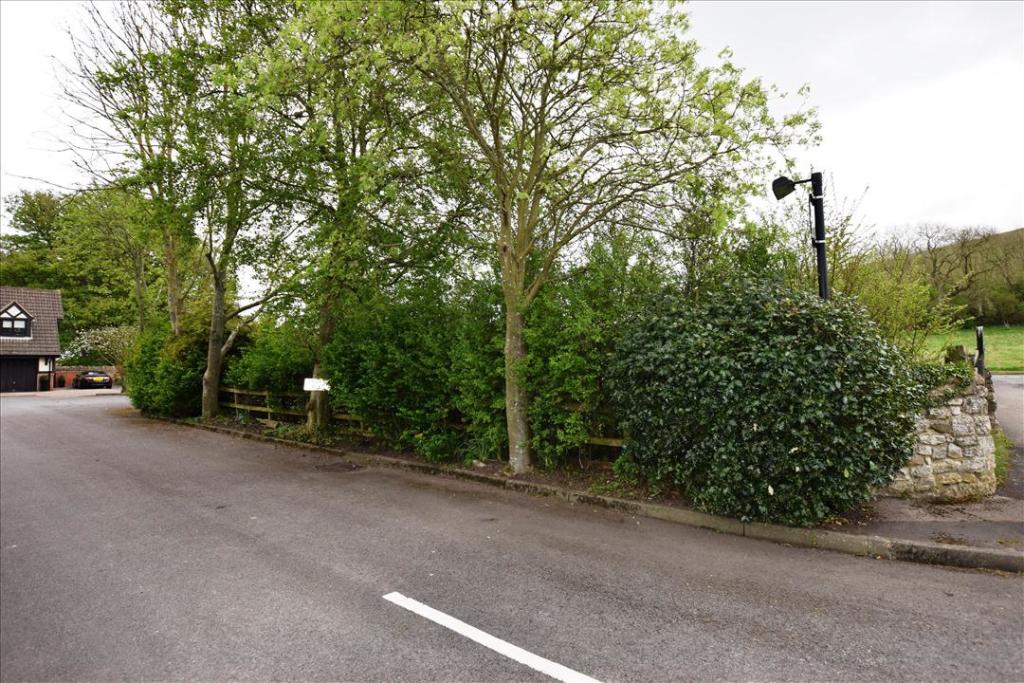 PRIVATE ROAD SETTING