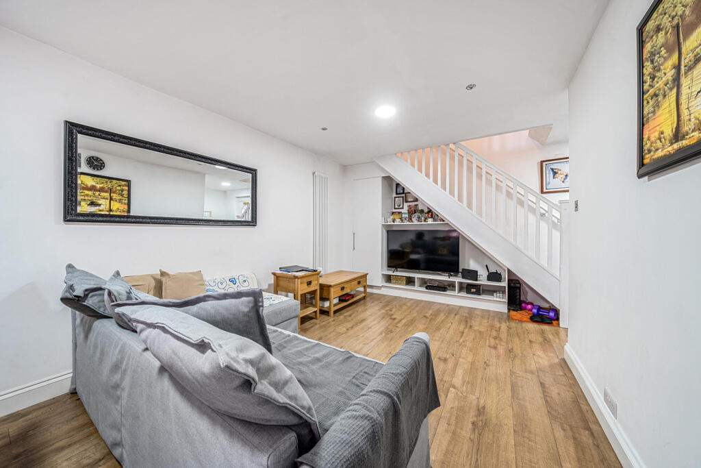 1380697-4-6915adc...