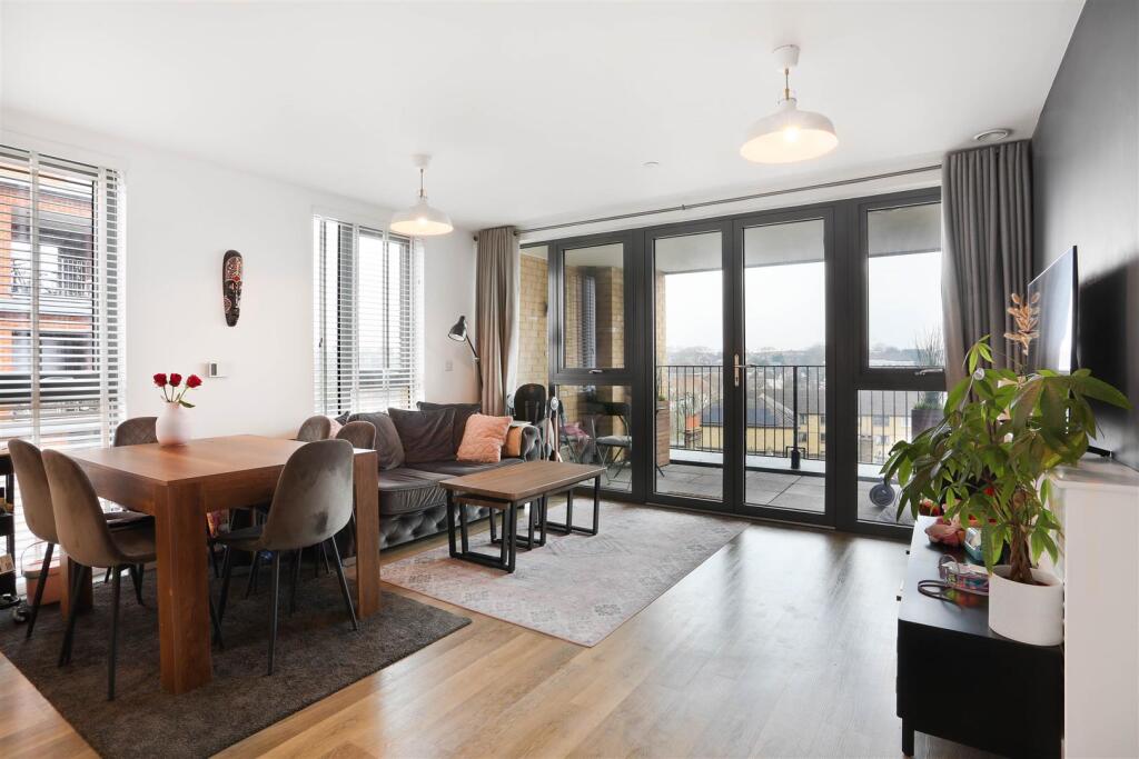 1418676261 -  11.jpg