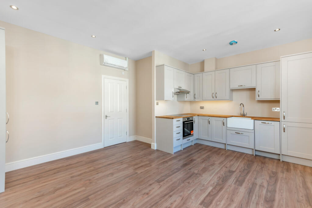 One Bedroom Apartment