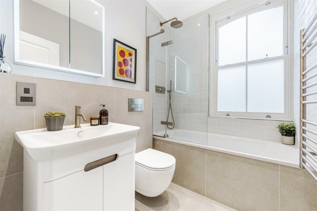 Flat 4 -  8 Twyford Avenue-13.jpg