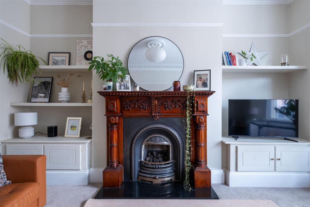 23 Balmoral Terr-2.jpg