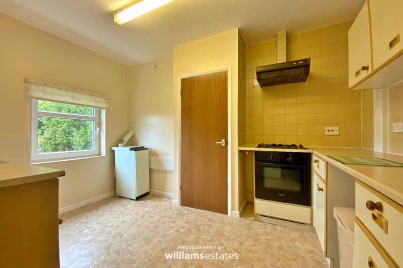 Flat 2 Kitchen