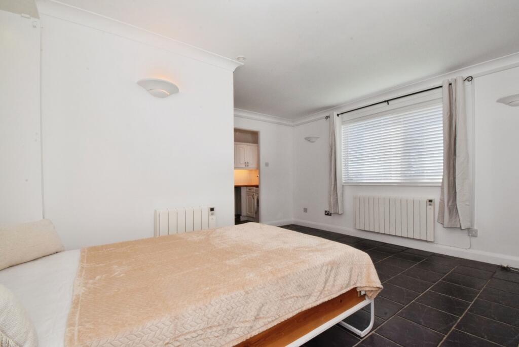 Lounge/Bedroom