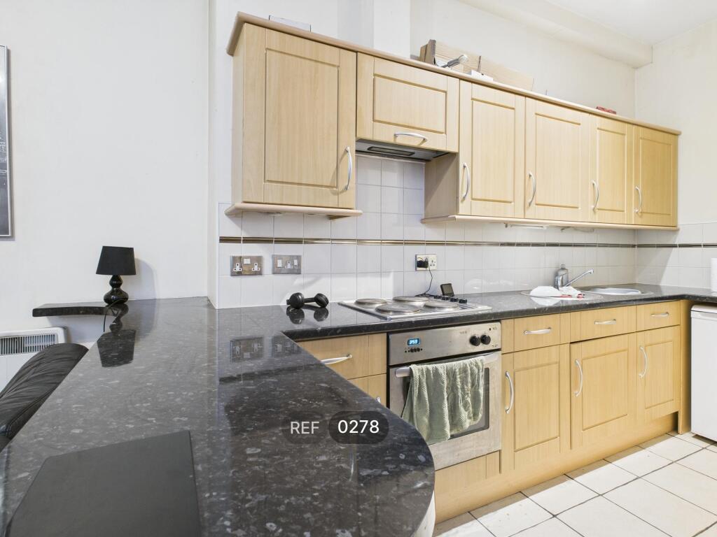 Kitchen &amp; Living area