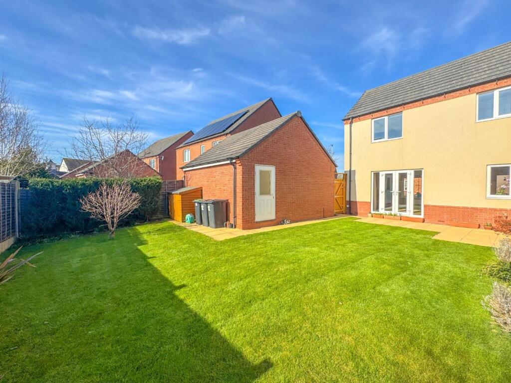 Lower Farm Way - Image-31.jpg