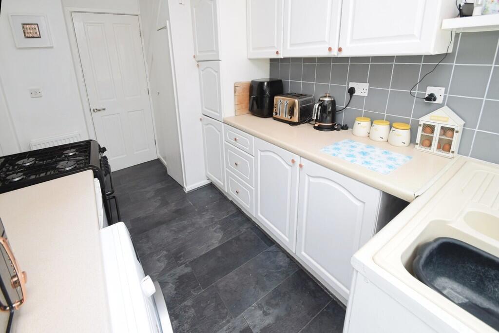 c00dd2ac-Kitchen ...