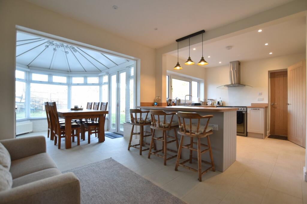 Kitchen / Diner