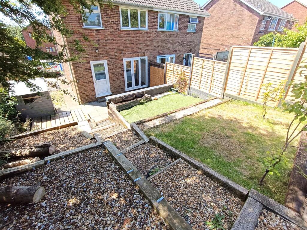 Rear Garden (3) .jpg