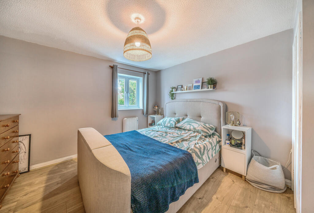 1357029-16-68d2e1...