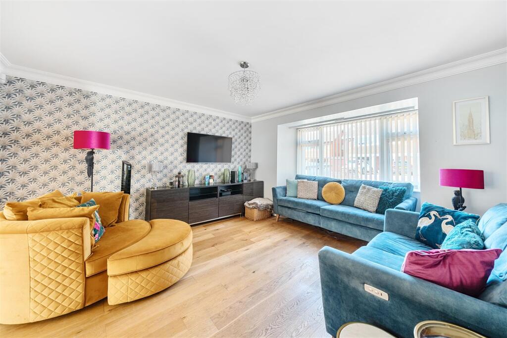 118 Woodside, Ashby de la Zouch