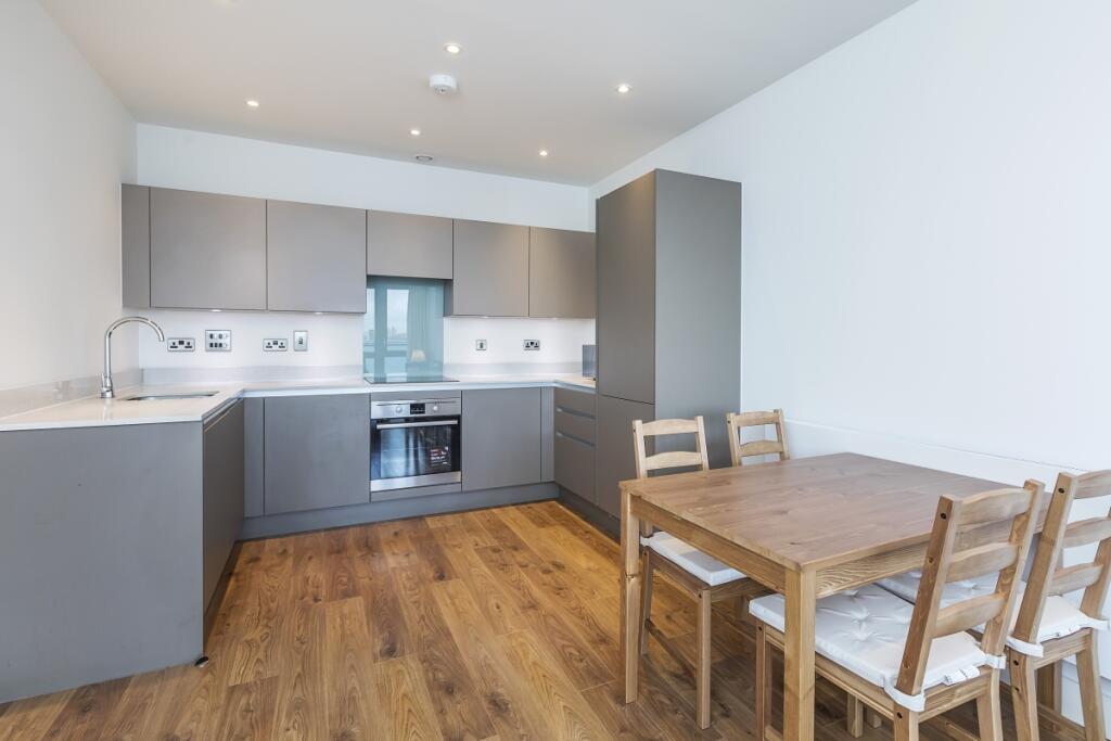 Kitchen (2)