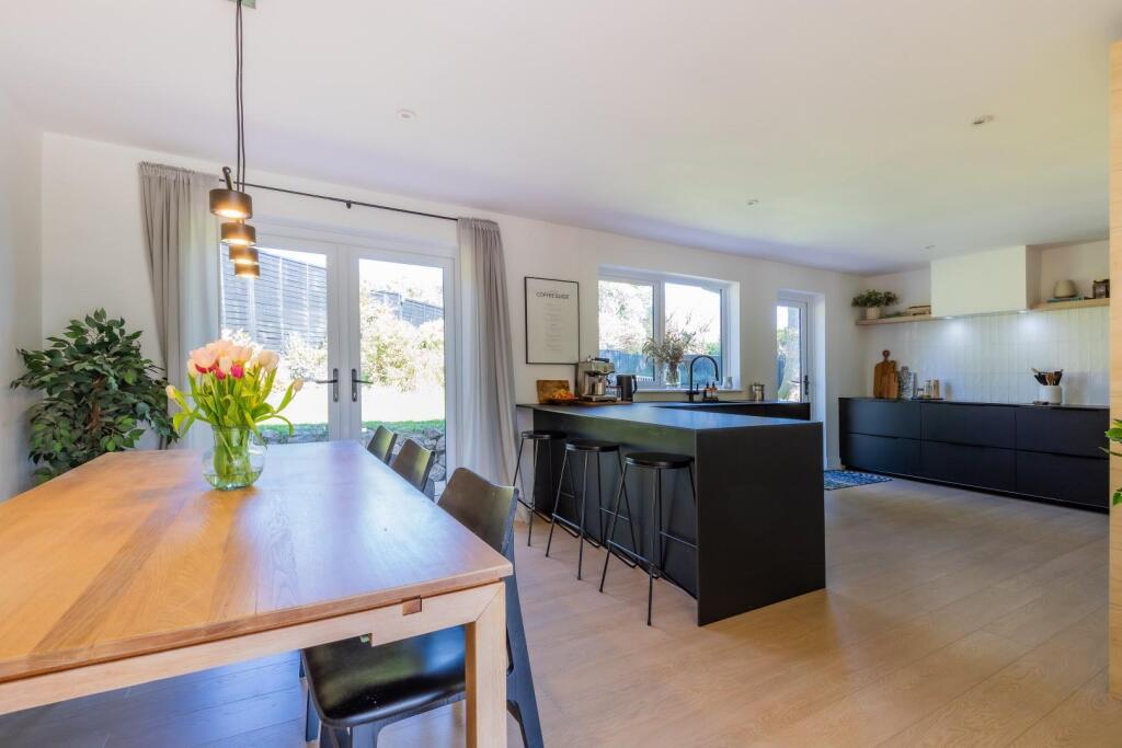 Clos Coed-Y-Dafarn 6-4.jpg