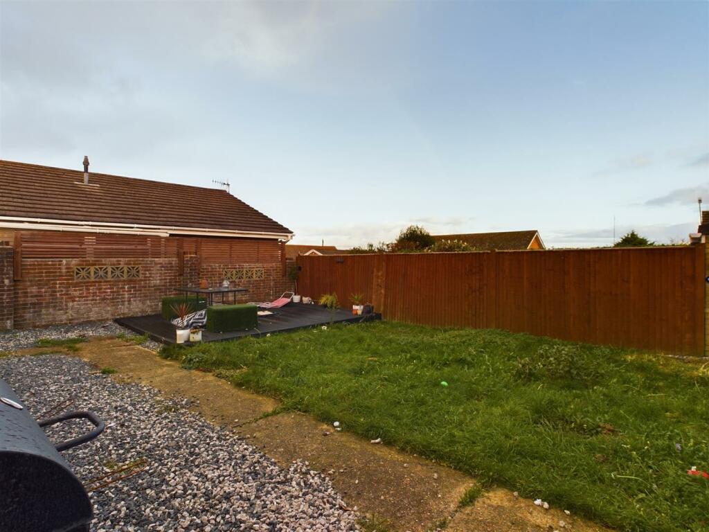 Garden 1 .jpg