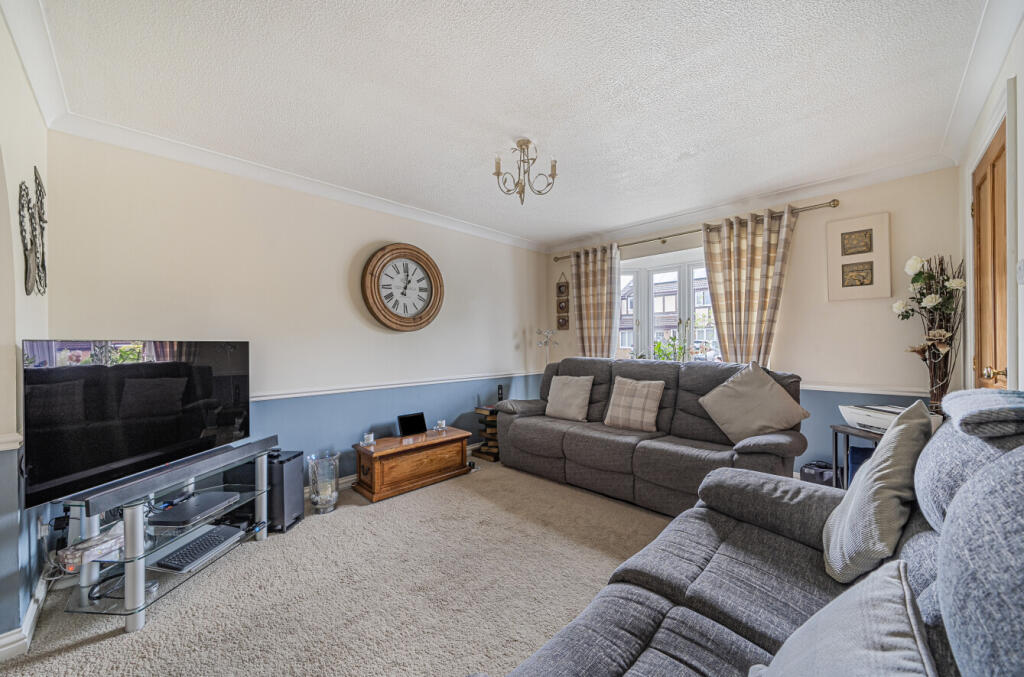 13442471068af195ae5272