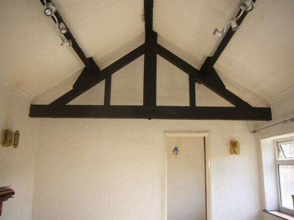 Ceiling.jpg
