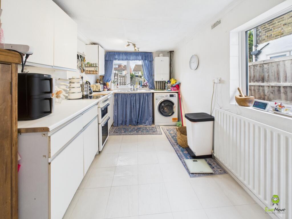 Presented by Clinton at EweMove Bexleyheath and Da