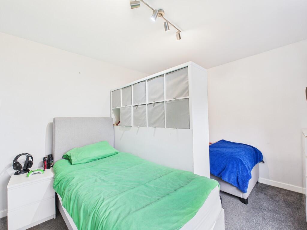 CAM05526G0-PR0055...