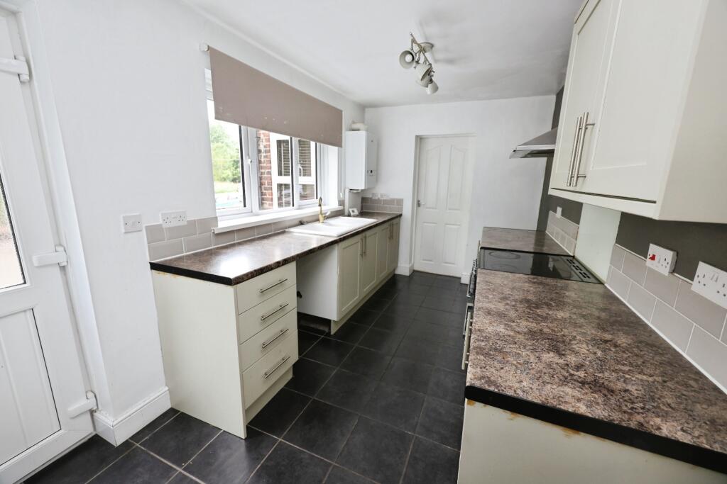 pbox-kitchen-319405.JPG