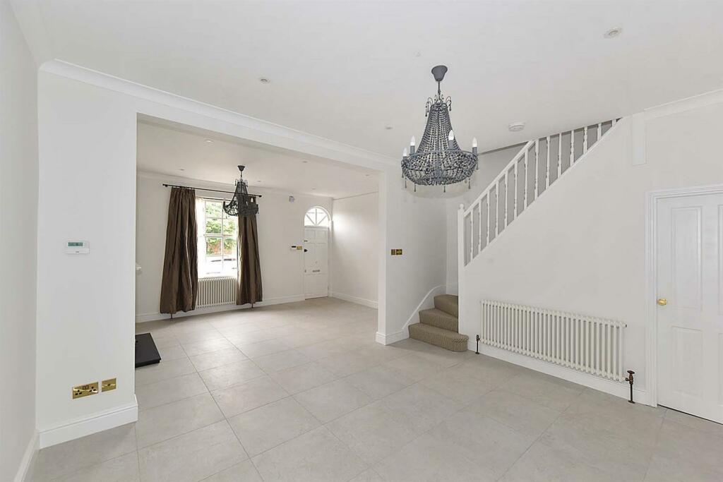 1 Wellington lounge8.jpg