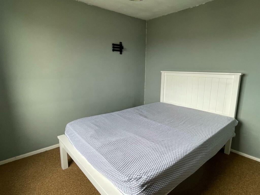 Bedroom'.jpg