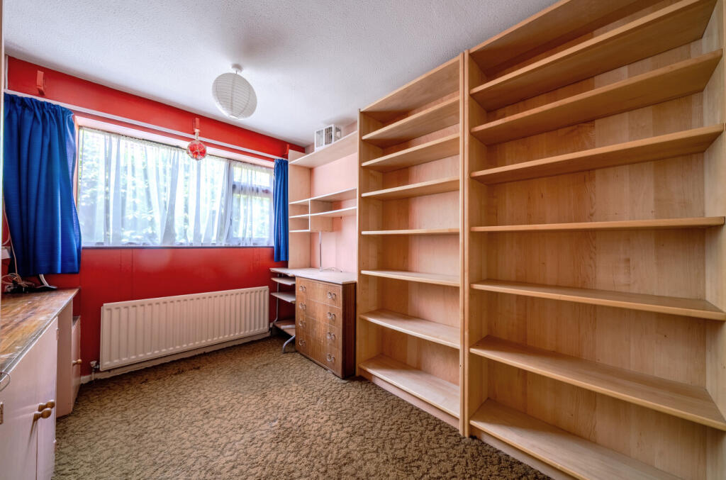 14-681b55cf5c557-...