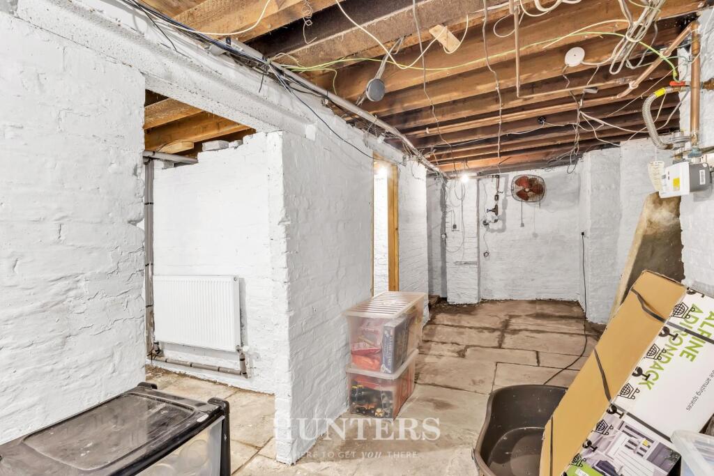 126 Boothroyden Road (47).jpg