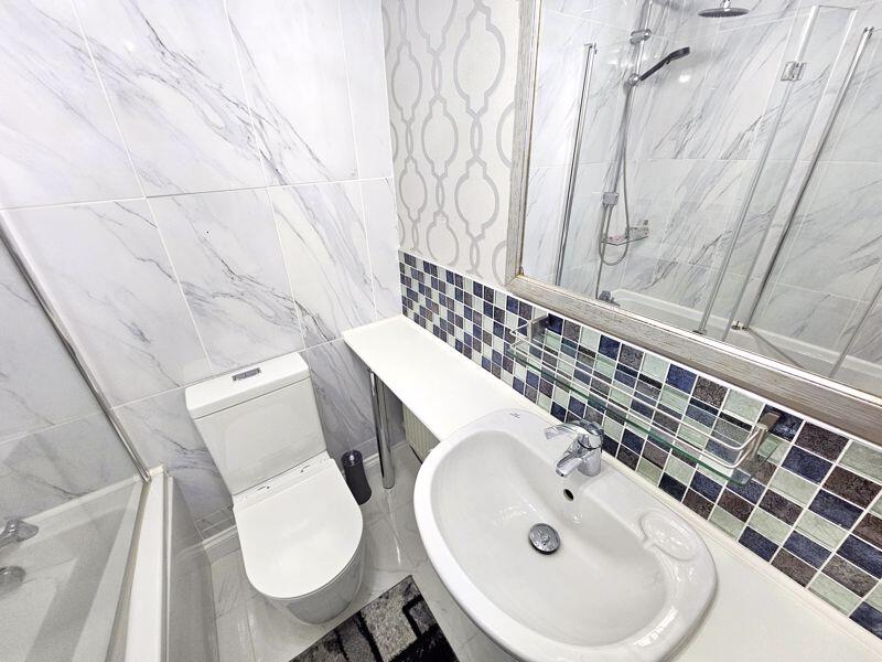 First Floor Bathroom