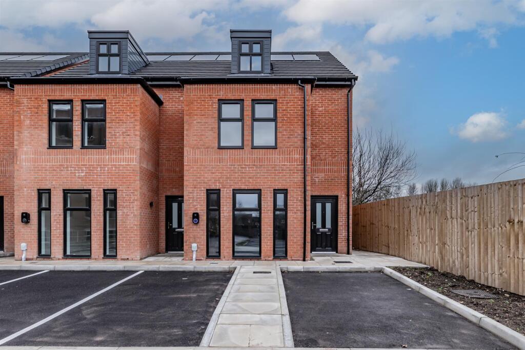 6 Cotton Gardens-35.jpg